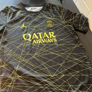 Youth XL PSG jersey. Nike.